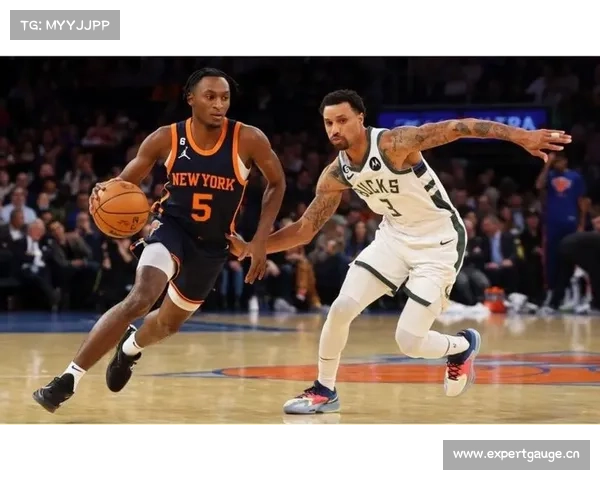 NBA常规赛:雄鹿VS尼克斯 两队内线都吃紧,比拼外线手感的一天? NBA常规赛:雄鹿VS尼克斯 两队内线都吃紧,比拼外线手感的一天?